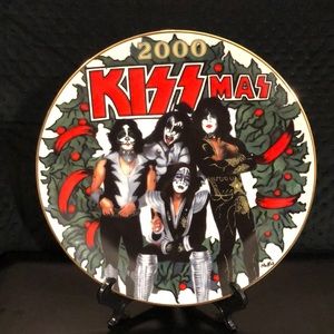 KISS COMMEMORATIVE PLATE